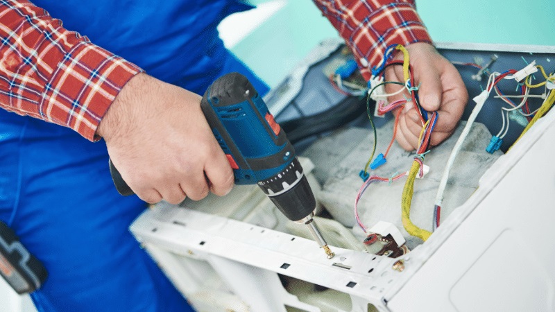 Kula Sunny Sunny çamaşır makinesi kart tamiri – Su almama arızası orijinal parça ile giderildi. - Teknik servis örneği